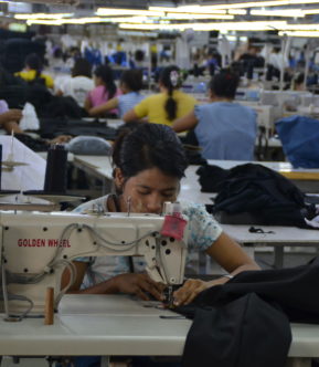 Kledingfabriek in Myanmar